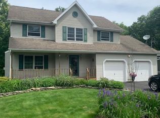 20 Albert Rd, Mountain Top, PA 18707