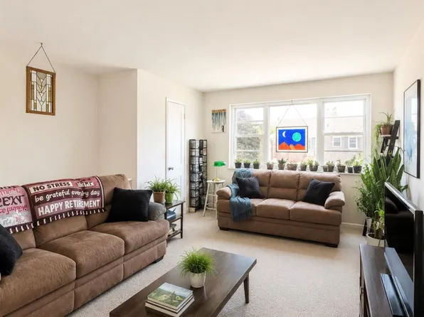 6823 150 Street #B, Flushing, NY 11367