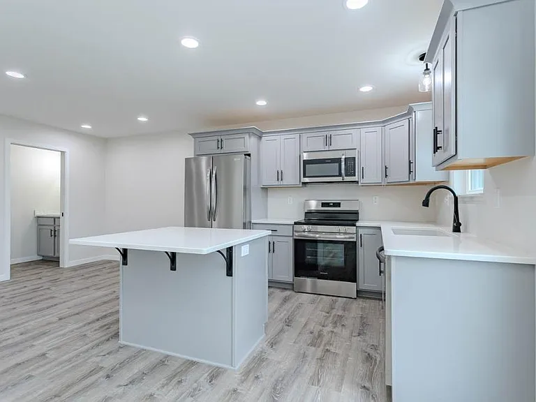 3504 Green Pastures Ln — Photo 12
