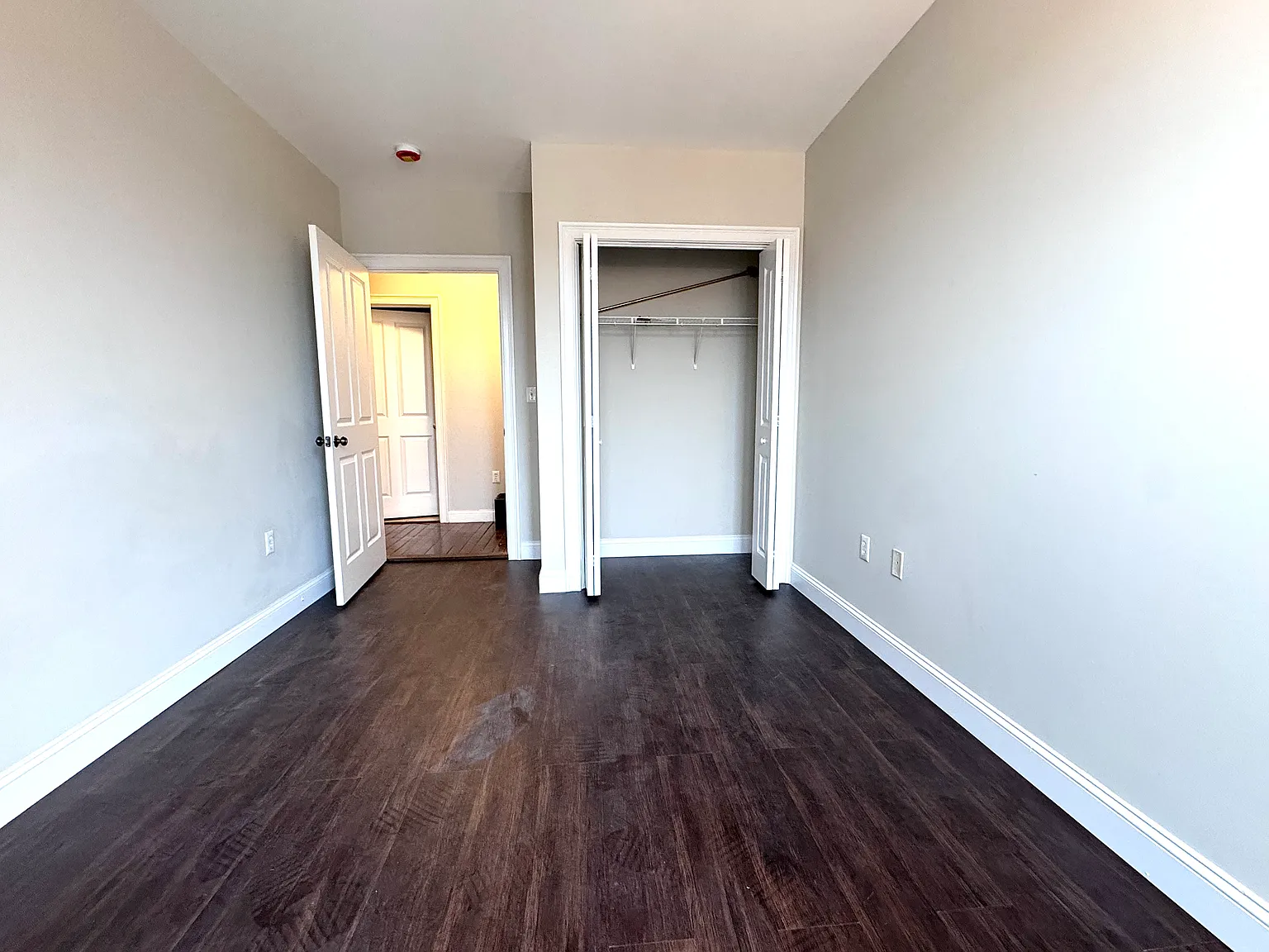 3 bed, 741 sqft, $2,850 — Photo 3