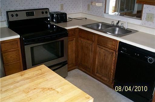 2nd image of 460 Wrenn Cir