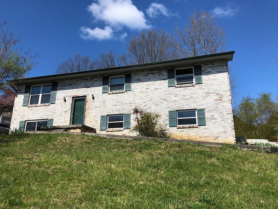 1st image of 7521 S Whispering Oak Cir
