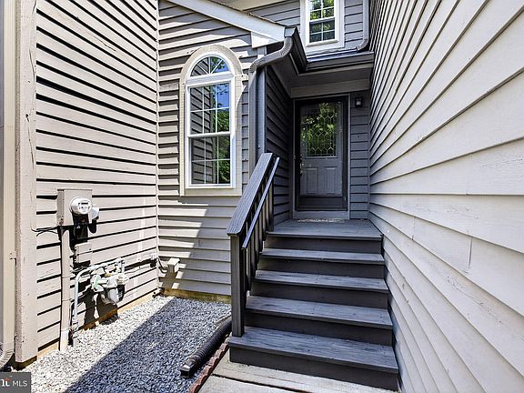 3rd image of 34B Chicopee Dr