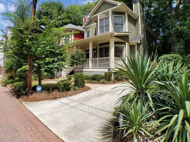 164 Fulton Way SE — Photo 2