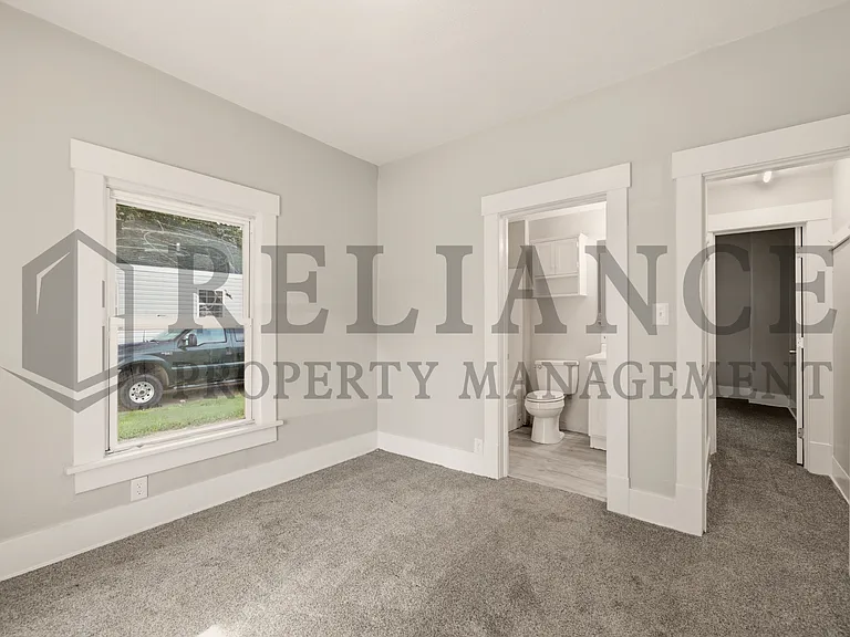 619 Houser Dr — Photo 21
