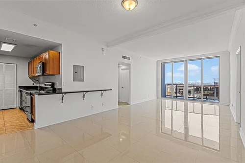 401 69th St Photo 1