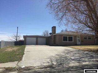 110 E Heath St, Rawlins, WY 82301