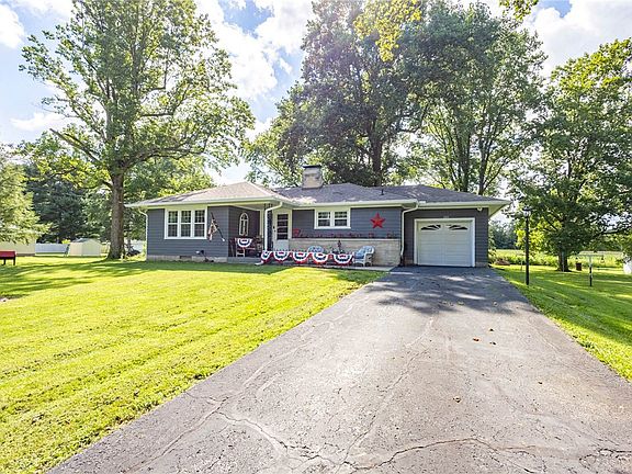 2nd image of 224 Brewer Rd