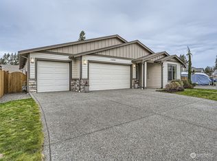 11816 52nd Dr NE, Marysville, WA