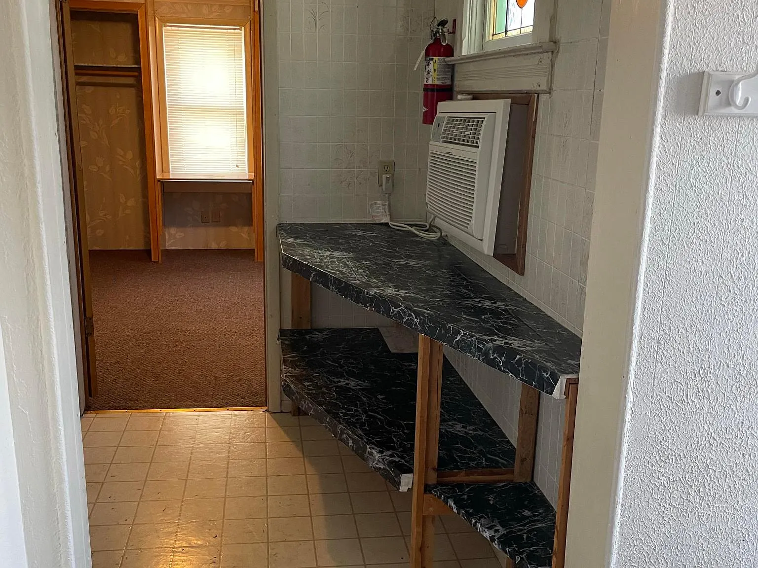 2 bed, 600 sqft, $695 — Photo 3