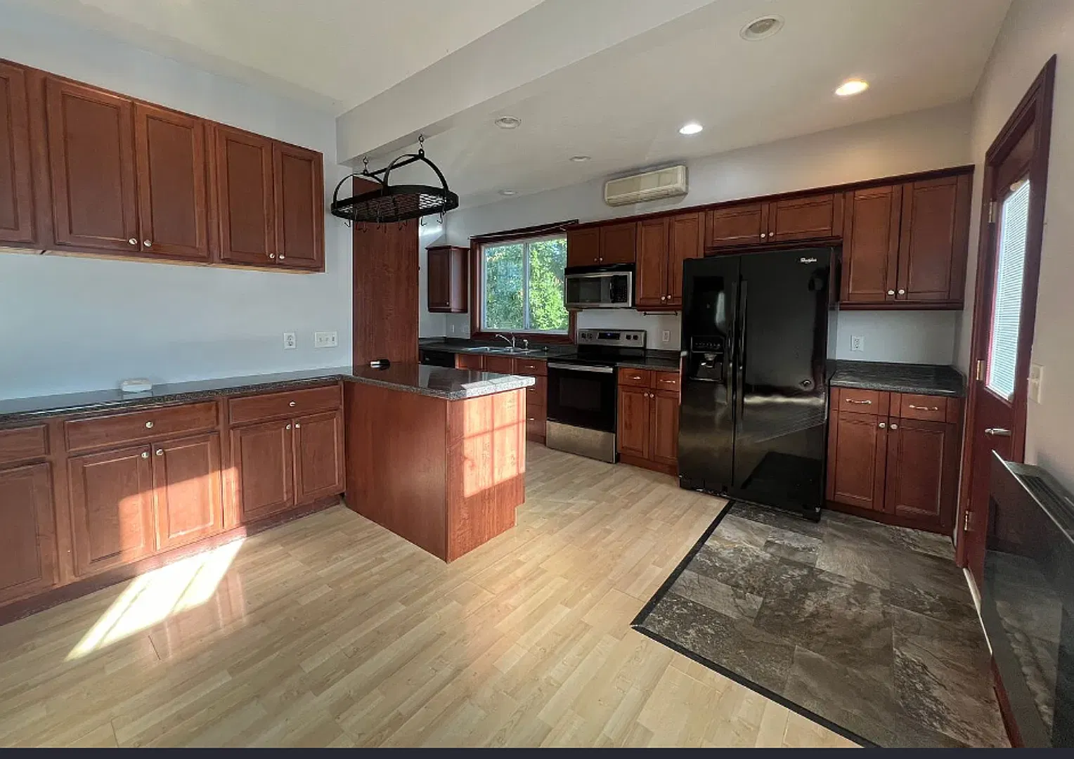 715 E Center ST — Photo 1