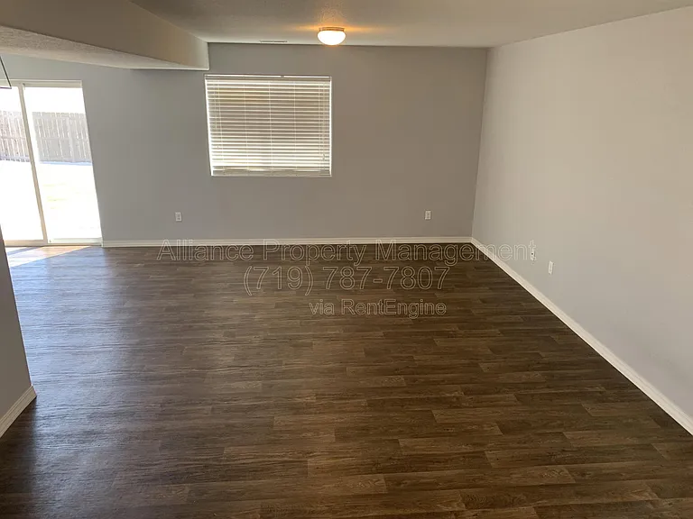 3875 Reindeer Cir — Photo 3