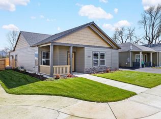 1729 Thomas Rd, Medford, OR 97501