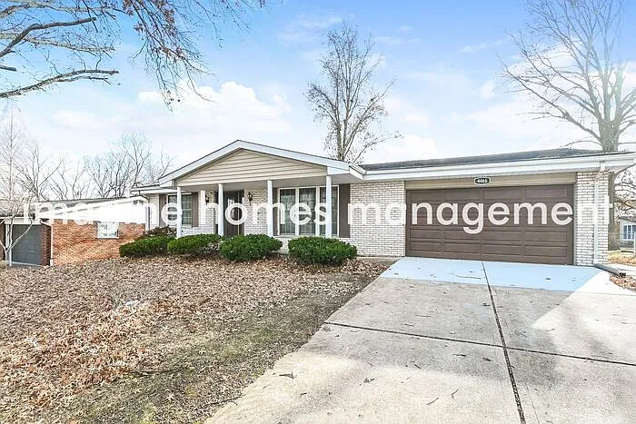 3 bed, 2.0 bath, 1641 sqft, $2,550 — Photo 2