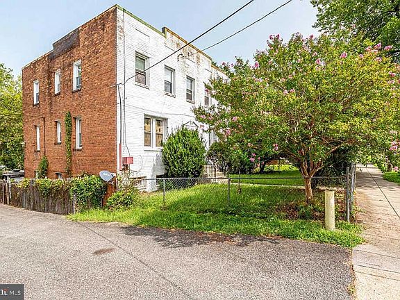 2nd image of 4208 Foote St NE