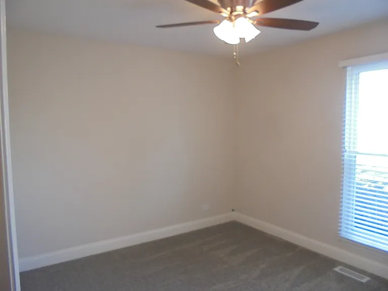 1534 Saint Andrews Cir — Photo 16