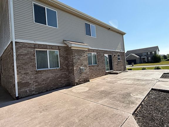 2nd image of 2337 Queensbridge Dr