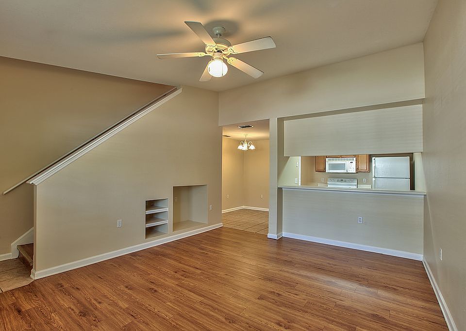1st image of 2738 W Tharpe St APT 2304