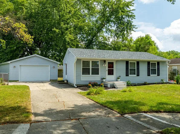 12 W Eden Ct, Ann Arbor, MI 48108