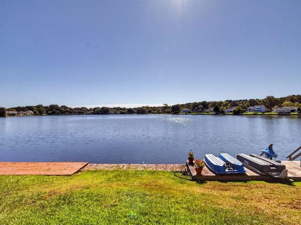 1821 Volvo Pkwy, Chesapeake, VA 23320