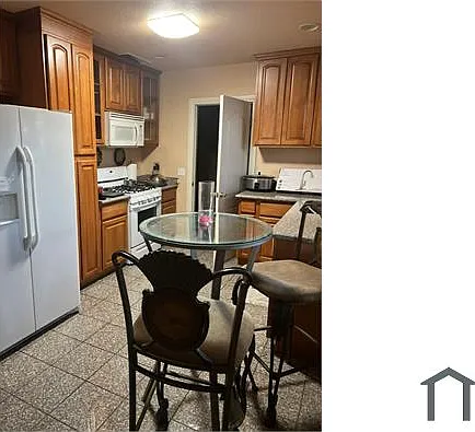 2622 Truman Ave — Photo 3