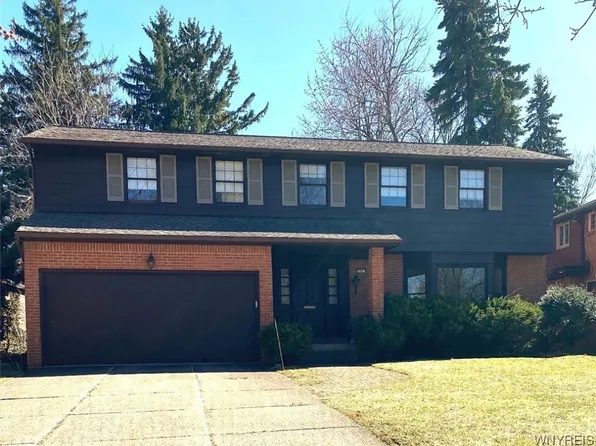 11 Bradenham Pl, Amherst, NY 14226