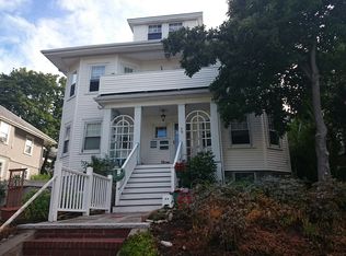 101 Redlands Rd, West Roxbury, MA 02132
