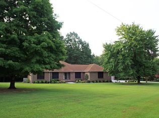 1140 Vines Dr NE, Hartselle, AL 35640