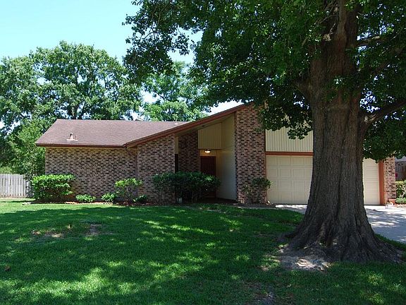2nd image of 2122 Blindlake Dr