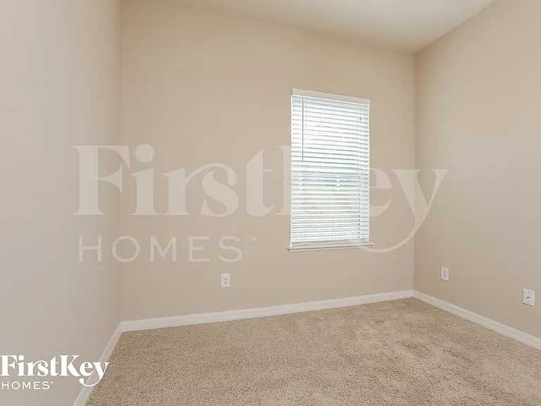 965 Marietta Ln — Photo 11