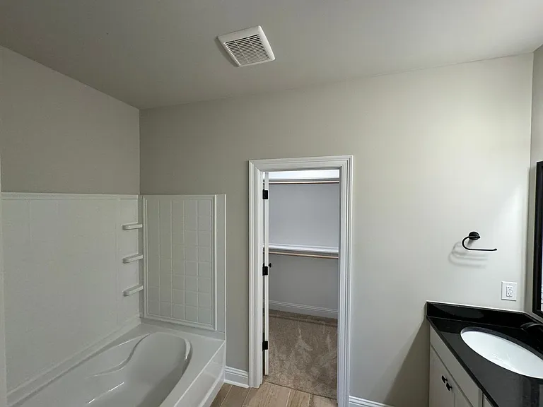 607 Cabernet Ct — Photo 12