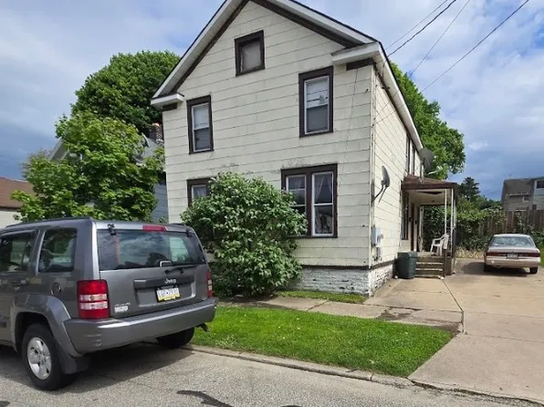 355 W 24th St, Erie, PA 16502