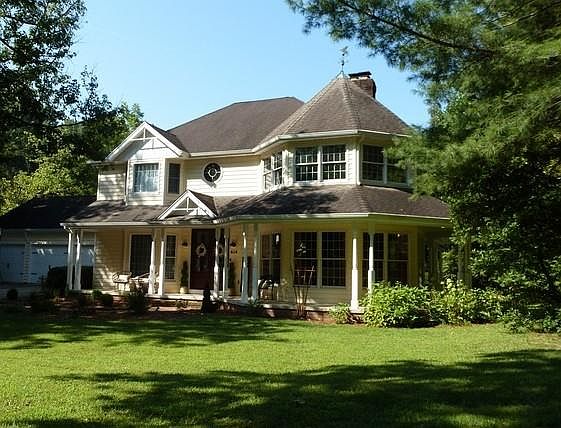 1st image of 654 Havenwood Dr