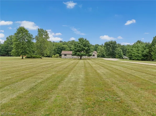 7915 Kennard Rd, Lodi, OH 44254