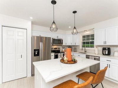 406 Maple Ct, Herndon, VA, 20170
