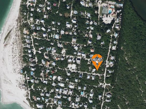 4440 Conch Shell Dr, Upper Captiva, FL 33924