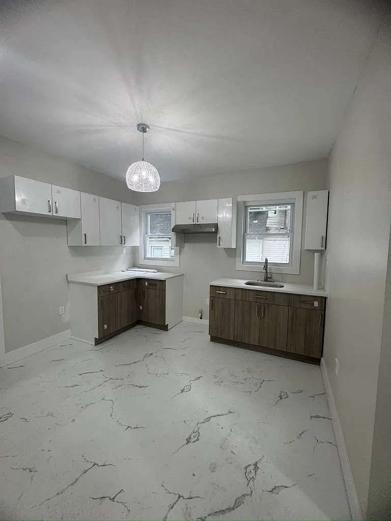 112 S Arlington Ave — Photo 1
