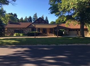 1402 Adams St, Blair, NE 68008