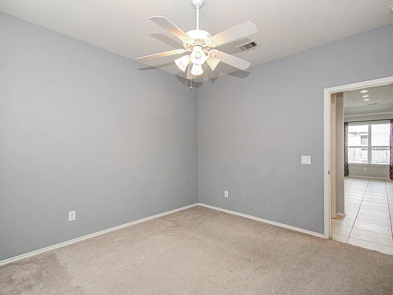 7142 Breton Bay Pass — Photo 37
