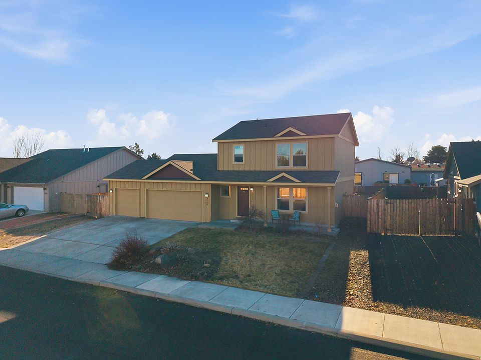 1st image of 2548 SW Kalama Ave