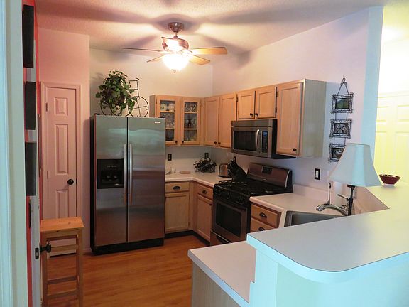 2nd image of 1724 Lake Shore Crest Dr APT 22