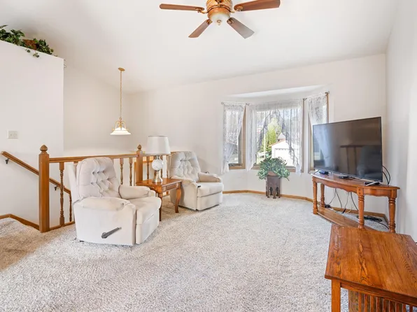 1335 Benson Blvd W, Stillwater, MN 55082