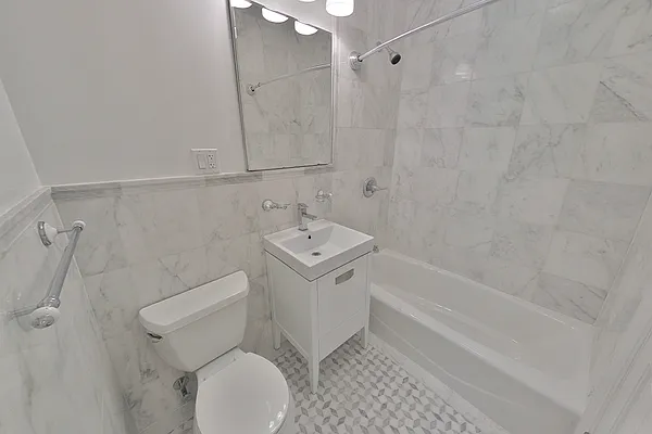 Rented by CitySites Real Estate Group | media 22