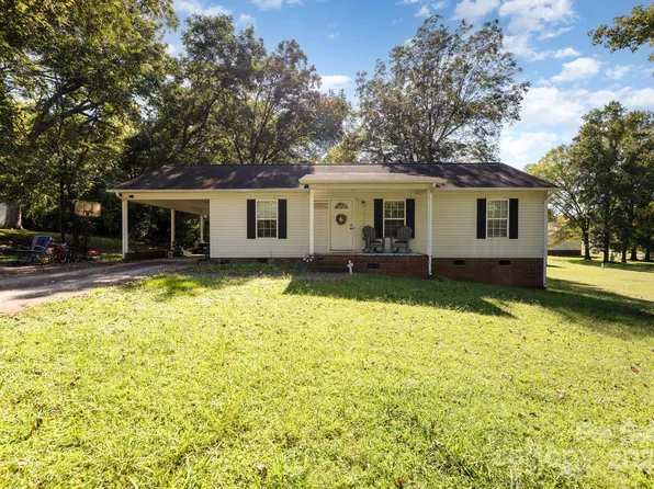 216 S Oak Gq St, Salisbury, NC 28146