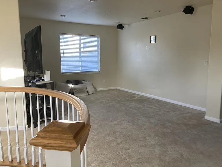 2nd floor - loft