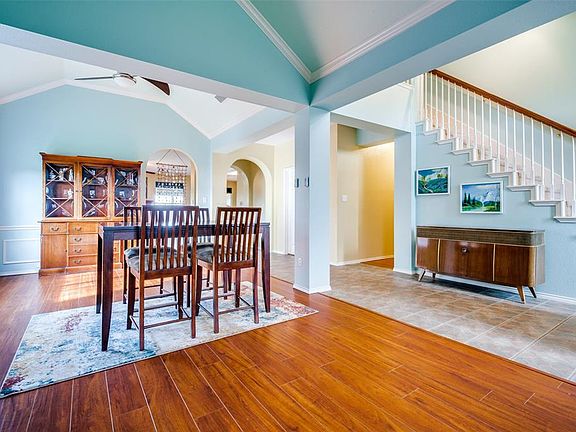 5th image of 309 Mimosa Dr
