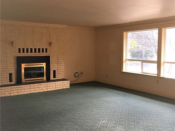 4th image of 520 Quinault Ave SE
