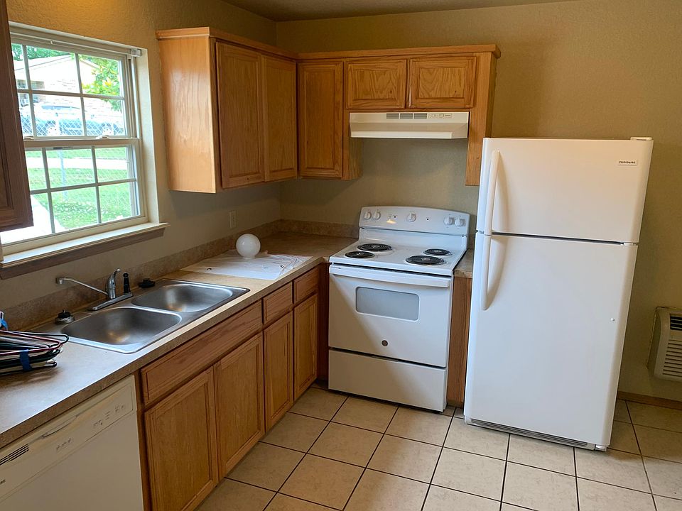 1st image of 3803 James Ct #A