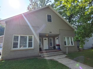 358 College Ave APT 1, Valparaiso, IN 46383