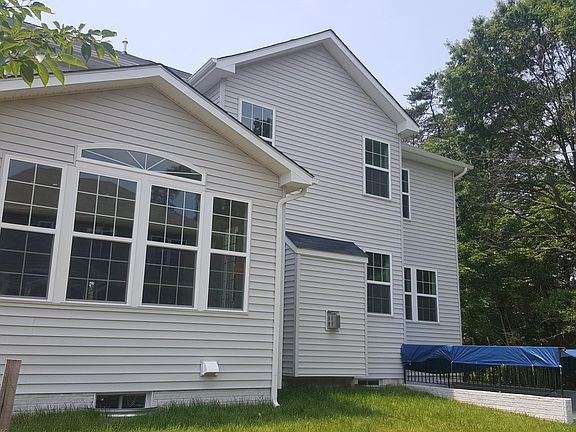 2nd image of 12214 Jennell Dr